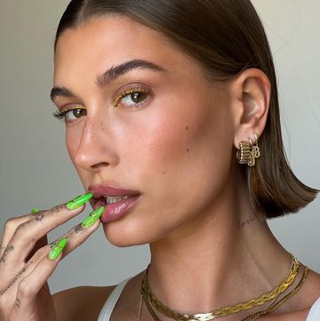 hailey bieber glow in the dark nails instagram coachella 2023