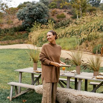 Jenni Kayne sets a table outdoors jenni kayne sets a table outdoors