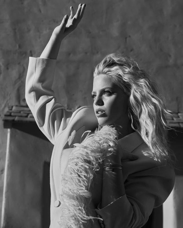 renee rapp elle 0523