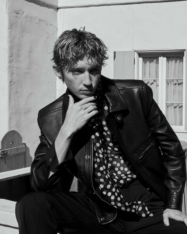 troye sivan elle young hollywood