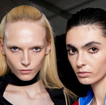 givenchy backstage models ss23 givenchy backstage models ss23