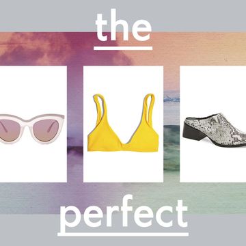 Product, Text, Yellow, Font, Logo, Brand, Footwear, Eyewear, Room, Graphic design, Product, Text, Yellow, Font, Logo, Brand, Footwear, Eyewear, Room, Graphic design,